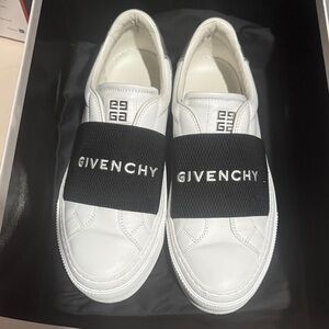 Givenchy White Leather Sneakers with Black Logo Strap
